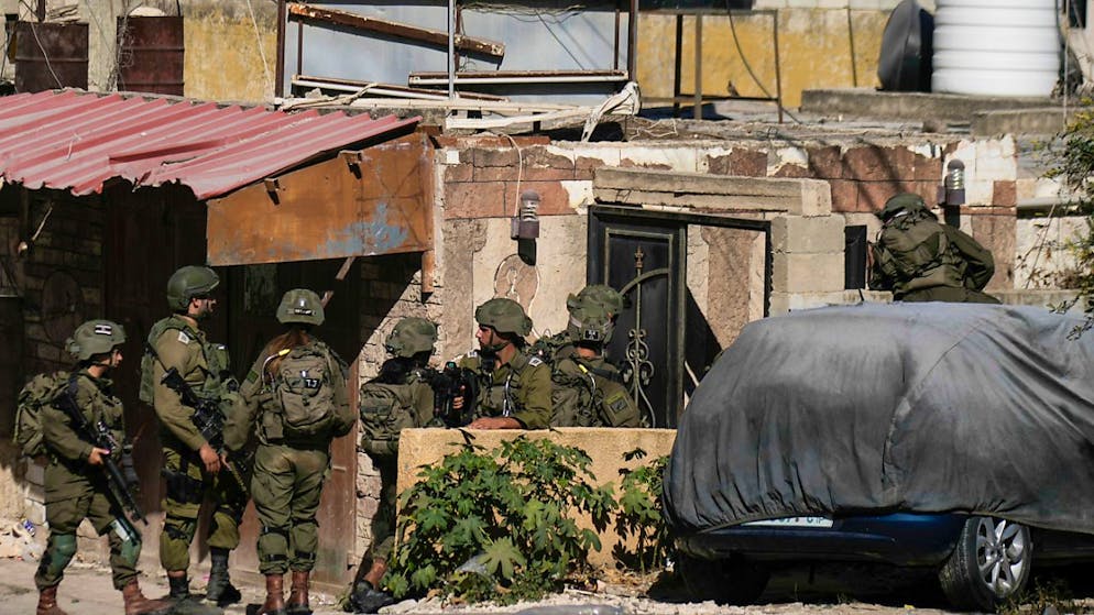 ARCHIVE - A military force came together with many military forces in Israel. Photo: Majdi Muhammed/AP/dpa