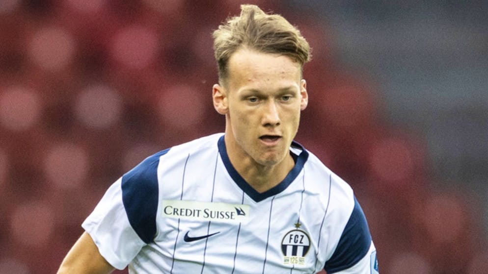 Free church bans games on Saturday. U21 national team player Wallner apparently ends his career at 22 because of his faith