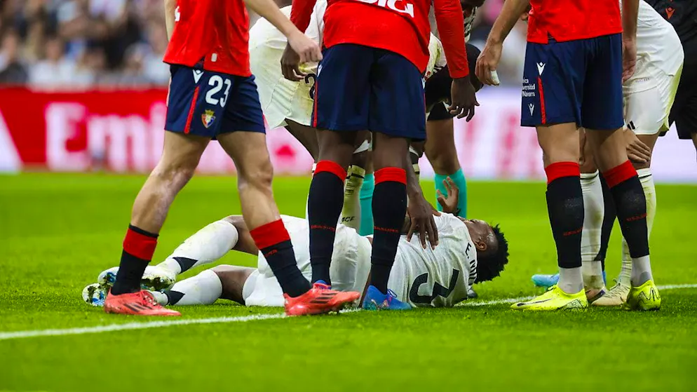 Eder Militão suffered the injury in the first half against Osasuna without any intervention from the opponent