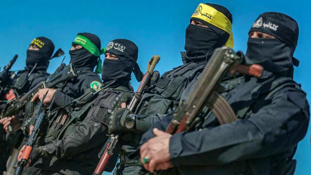 ARCHIVE - Palestinian fighters take part in a military exercise organized by Hamas and other armed Palestinian factions on a beach in Gaza. Photo: Mohammed Talatene/dpa