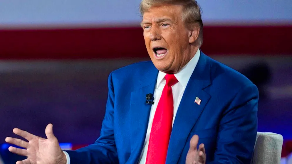 ARCHIVE - Republican presidential candidate and former U.S. President Donald Trump participates in a roundtable discussion with FOX News host Hannity at the New Holland Arena. Photo: Evan Vucci/AP/dpa