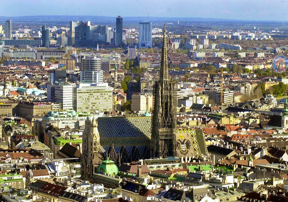 Il ristoratore svizzero che gestiva un ristorante vicino alla Cattedrale di Santo Stefano è stato trovato morto a Vienna. 