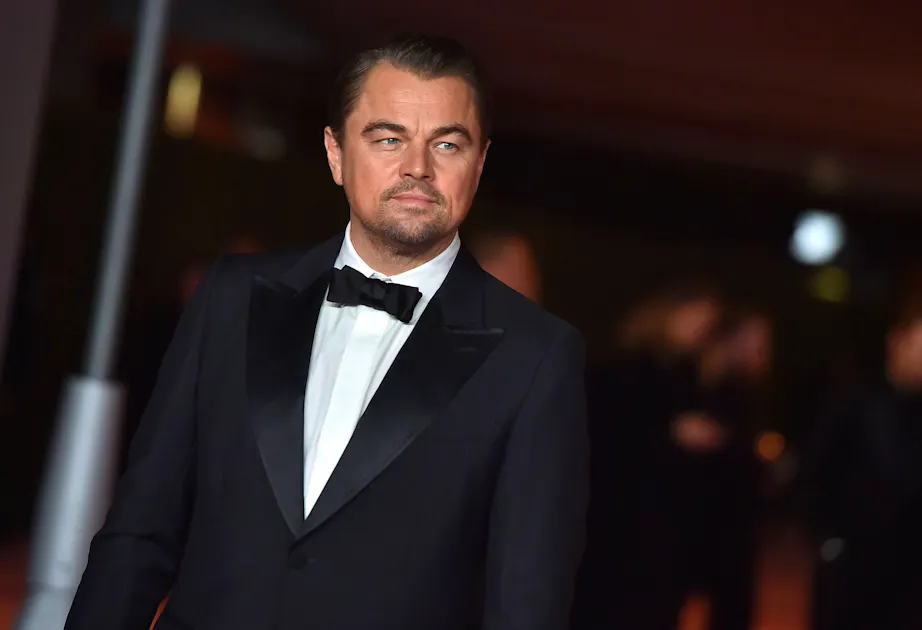 今知っておくべき4つのこと：レオナルド・ディカプリオに対する嘲笑と悪意 – ゴールデングローブ賞で実際に何が起こったのか