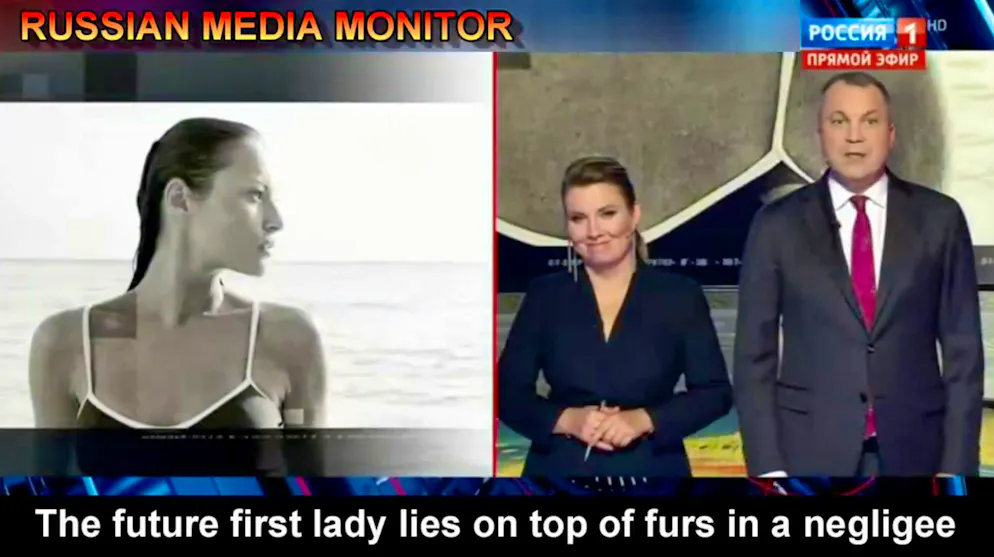 Russian TV showed images from a photo shoot from January 2000.
