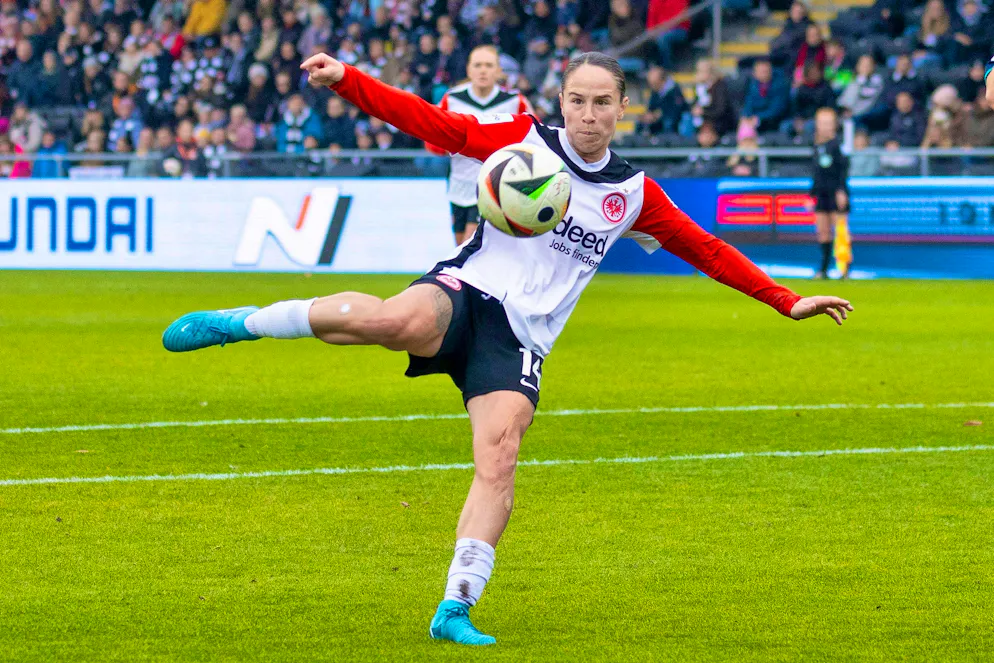 Géraldine Reuteler scores twice at the weekend.