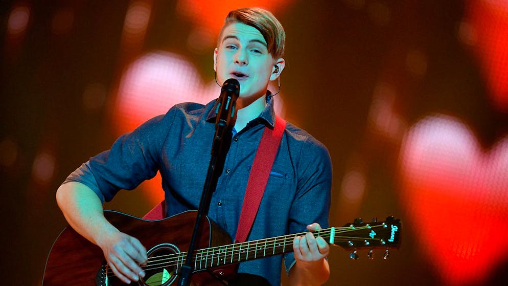 Dass seine Hose seiner Performance nicht standhielt, nahm der Basler Sänger Vincent Gross bei einem Auftritt in Hannover mit viel Humor. (Archivbild)