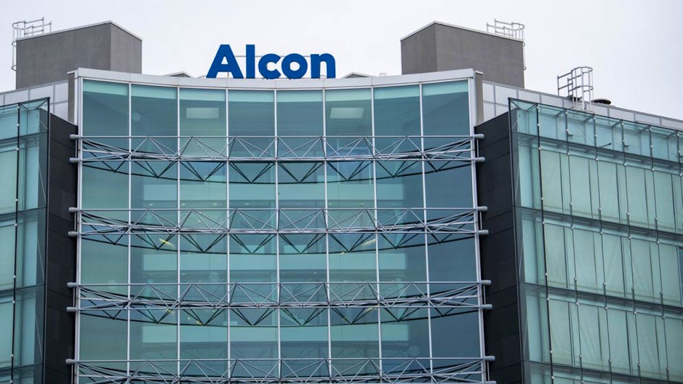 Nonostante cifre trimestrali in rialzo Alcon abbassa le previsioni per l'intero esercizio.