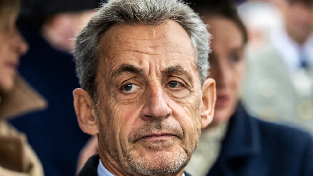 Les propos de Nicolas Sarkozy ont fait vivement réagir des politiques de gauche comme du centre, et des syndicats.