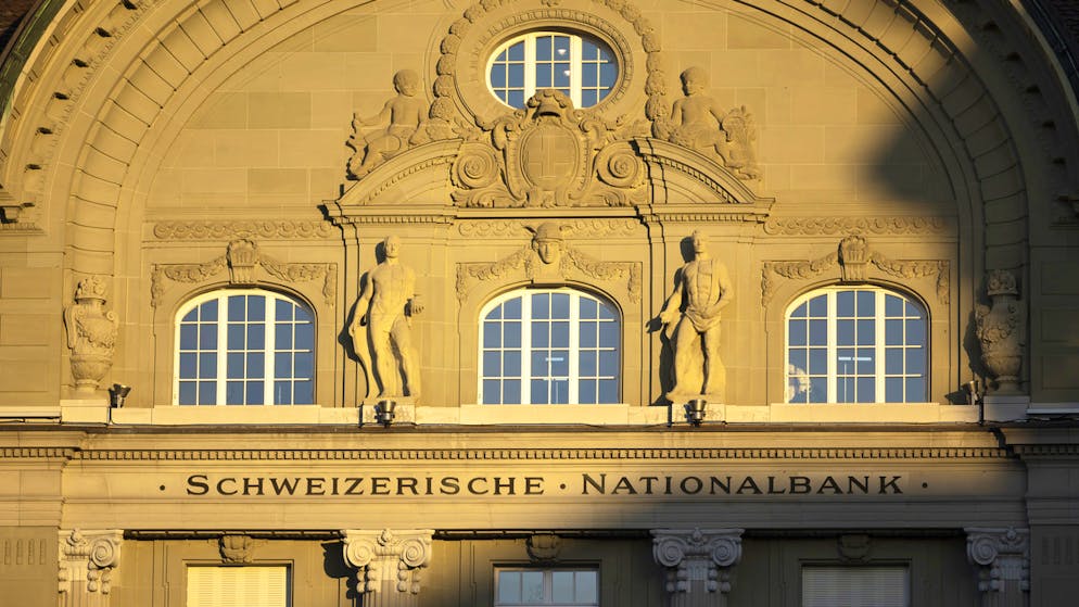 Avec les futurs assouplissements monétaires attendus par la BNS, les taux d'intérêt des épargnants devraient encore fondre davantage.