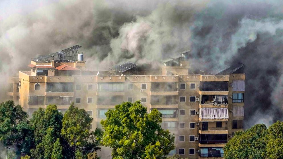 Smoke rises after an Israeli airstrike on Dahiyeh, a southern suburb of Beirut. Photo: Bilal Hussein/AP/dpa