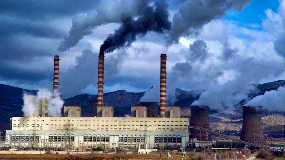 Instead of using less oil, gas and coal, mankind is burning more and more of them. (archive image)