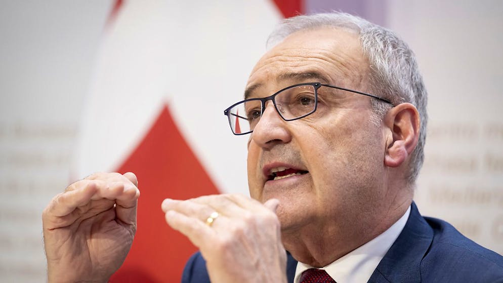 Le ministre de l'agriculture Guy Parmelin trouve que les exigences de l'initiative sur l'alimentation sont irréalisables dans les délais impartis.