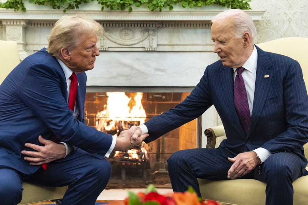 Il presidente americano in carica Joe Biden incontra il suo successore Donald Trump, come da tradizione alla Casa Bianca. 