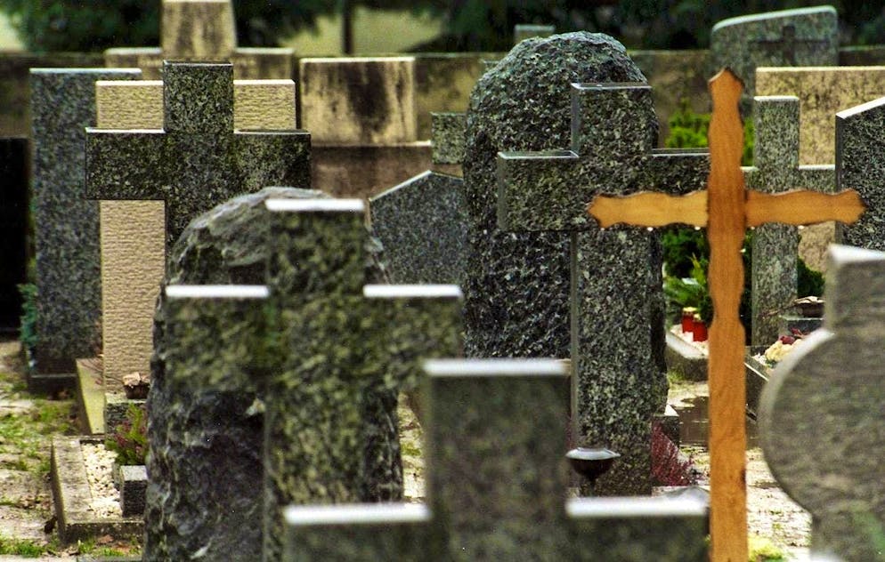 A Wetzikon, nel Cantone di Zurigo, è stata seppellita un'urna vuota perché mancavano le ceneri del defunto. La città parla di uno «sfortunato caso isolato» (immagine illustrativa).