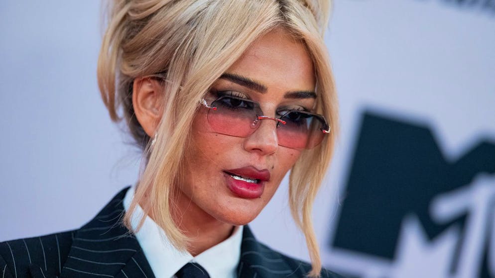 «Mein Traum war es immer, jung zu heiraten, fünf Kinder mit demselben Mann zu haben und mit ihm bis ans Ende gemeinsam das Leben zu bestreiten»: Loredana, Rapperin.