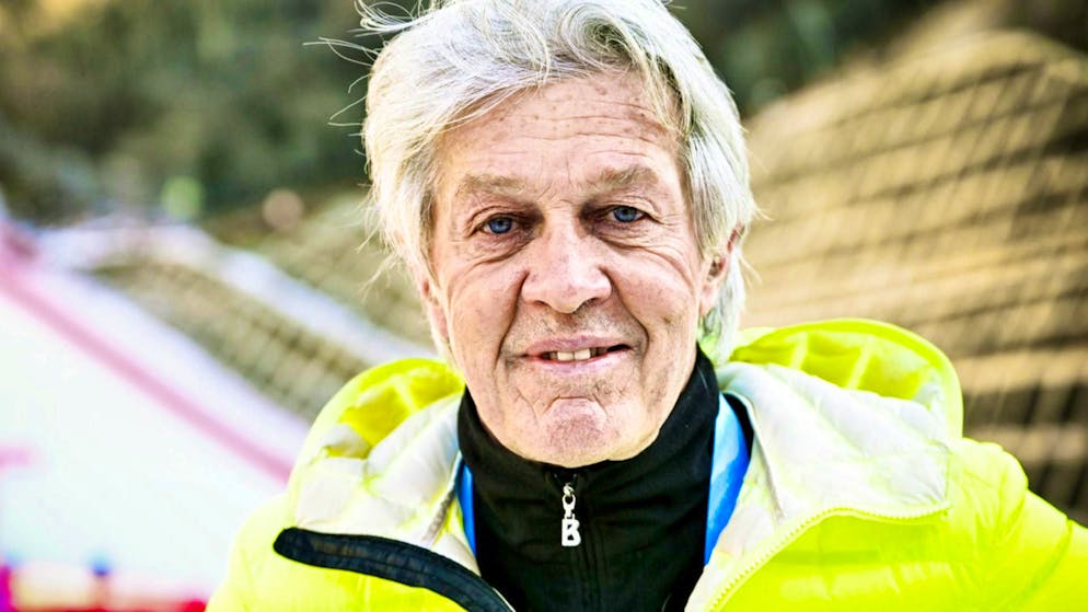 «È pericoloso scendere dalla montagna senza protezioni ad alta velocità», afferma Bernhard Russi.