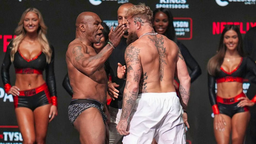 The pictures of the boxing match between Mike Tyson and Jake Paul. And the former world champion let the sparks fly even before the fight.