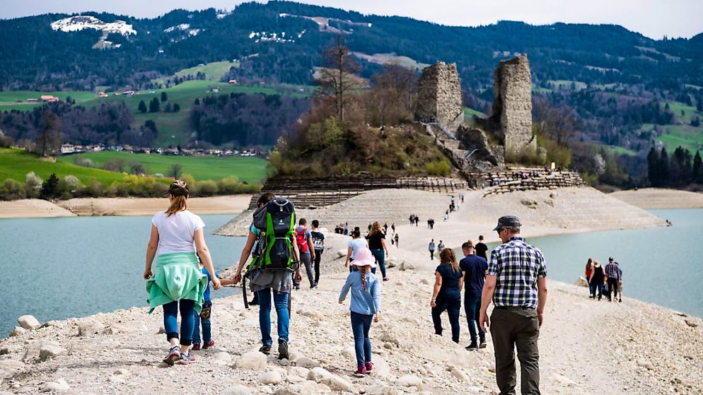 En cas d’acceptation de l'initiative, il reviendra au législateur et aux communes riveraines d’en appliquer les principes généraux (archives).
