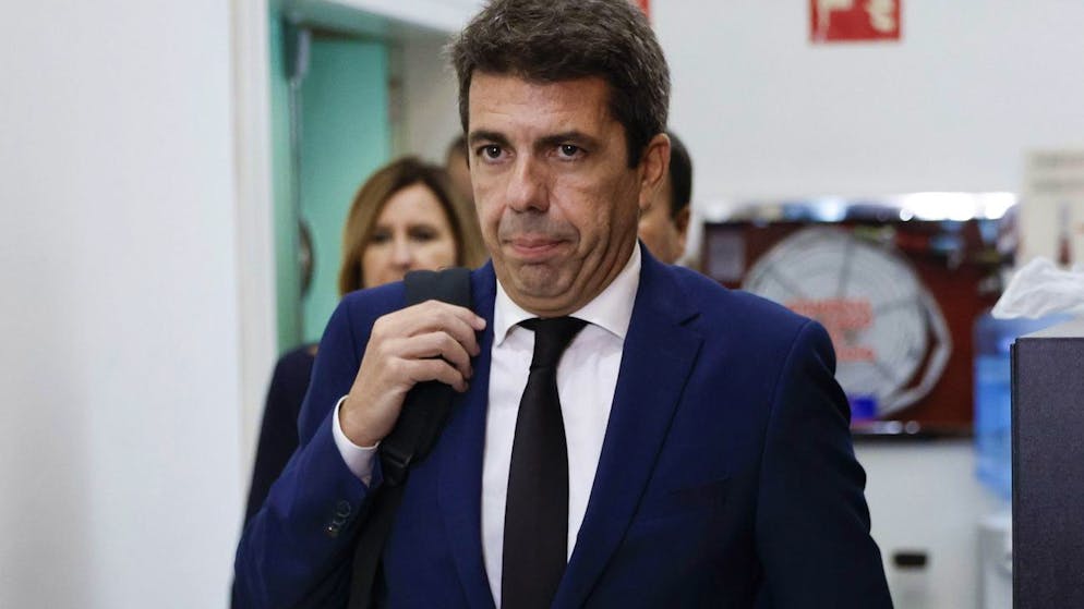 Spagna. Il governatore di Valencia ammette degli errori, ma non si dimette