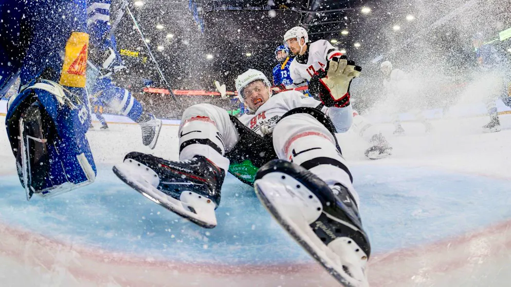 Tim Bozon et le LHC ont subi une lourde défaite à Zoug.