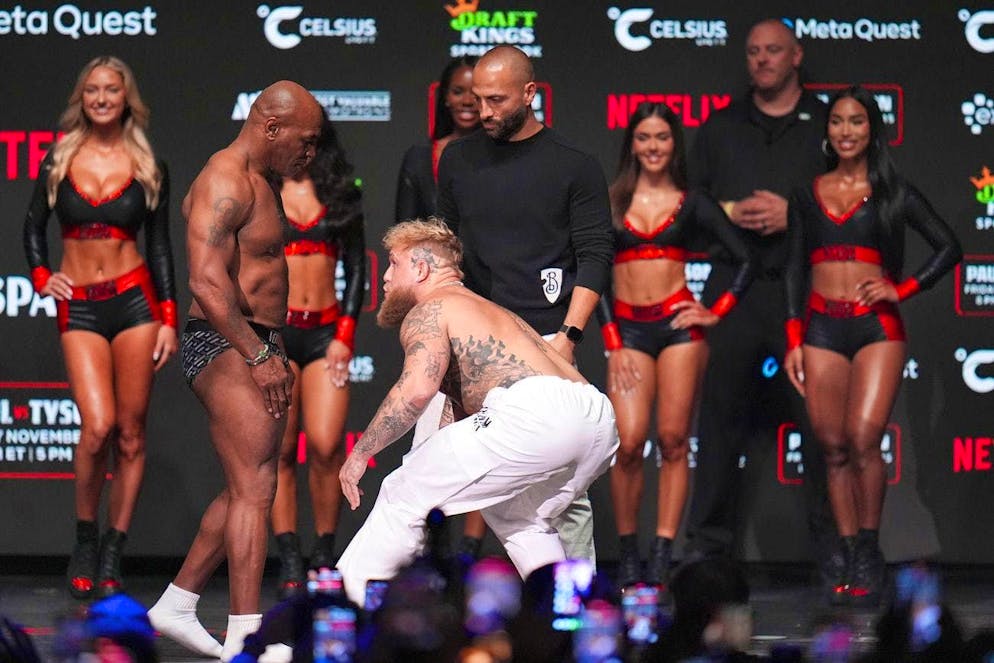 The pictures of the boxing match between Mike Tyson and Jake Paul. The big show then takes place in the night from Friday to Saturday. The preliminaries are scheduled for around 2 am. Tyson and Paul will then enter the ring at around 5am. Netflix will broadcast the boxing spectacle live.