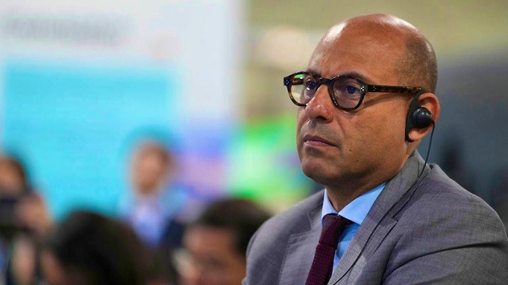 Simon Stiell, head of the UN Climate Change Secretariat (UNFCCC) based in Bonn, attends a session in the China Pavilion at the UN Climate Summit COP29. Photo: Peter Dejong/AP/dpa