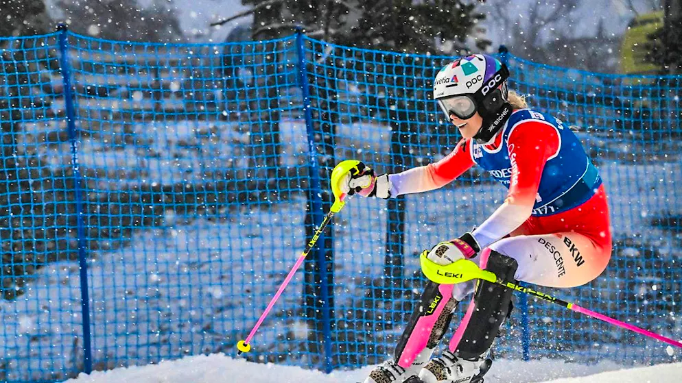 Mikaela Shiffrin superior - Rast and Meillard convince - Gallery. Aline Danioth takes 40th place in her first World Cup race in 657 days