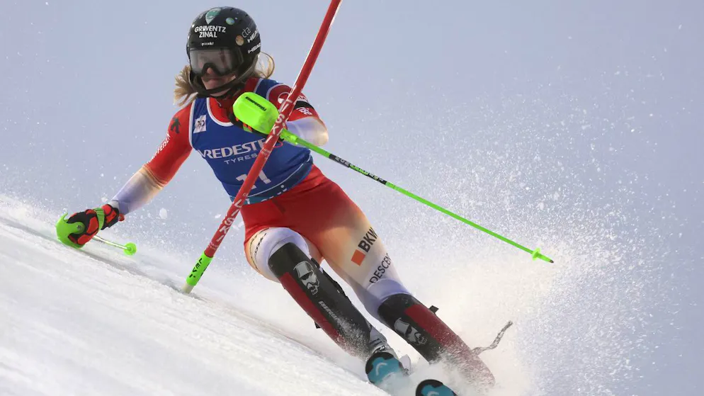 Slalom opener in Levi. Camille Rast narrowly misses out on the podium in 5th place - Mikaela Shiffrin wins in superior style
