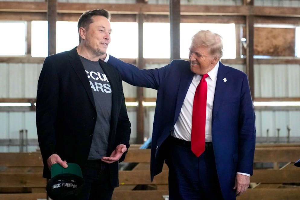Der gewählte Präsident und sein Spender: Musk soll mindestens 250 Millionen Dollar an die Trump-Kampagne überwiesen haben.