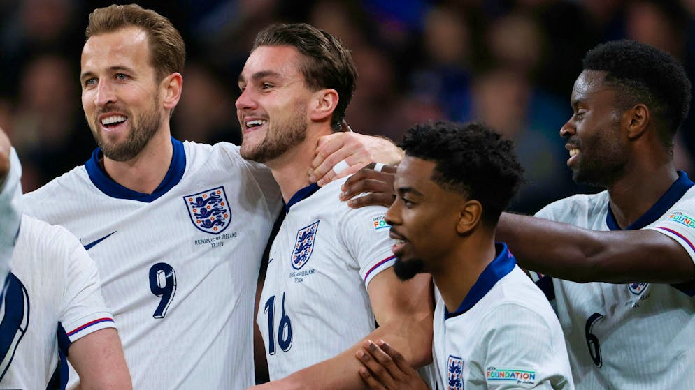 A resounding victory for promotion: Harry Kane opens the scoring against Ireland with his converted penalty at the start of the second half