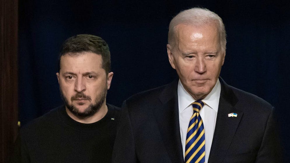 Inversione di rotta. Biden autorizza Kiev all'uso dei missili a lungo raggio in Russia