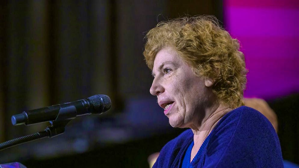 Zora del Buono has won the Swiss Book Prize 2024 for her research novel "Seinetwegen".