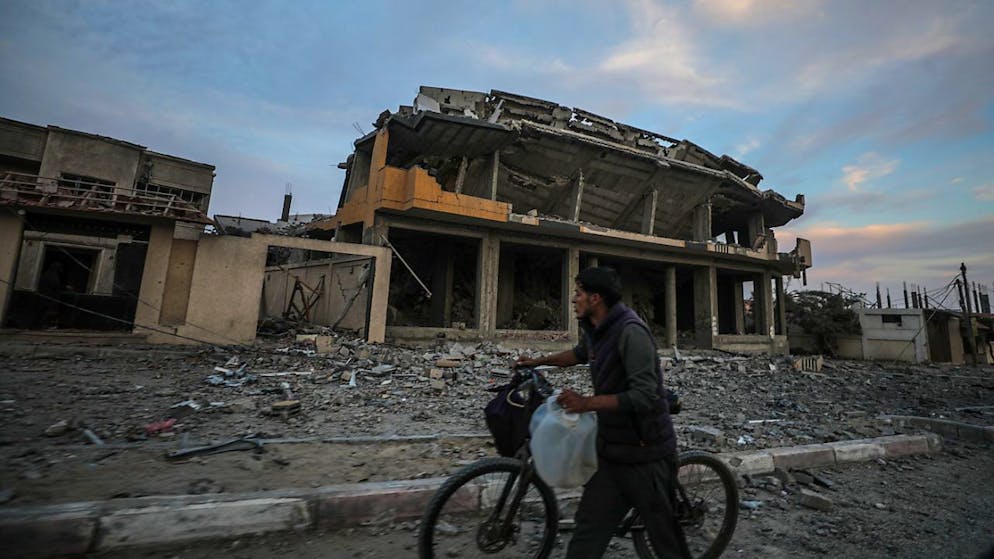 Guerra in Medio Oriente. Gaza: ancora decine di morti in raid israeliani