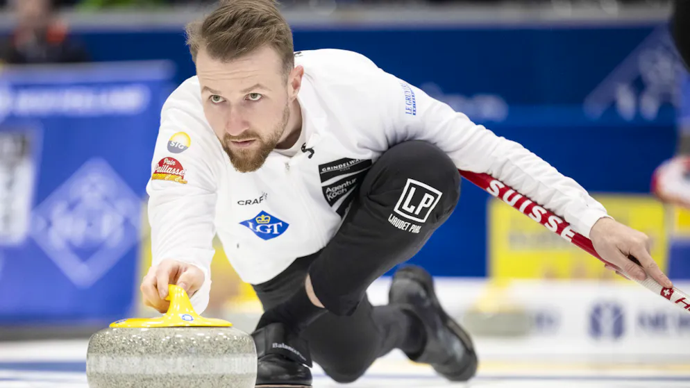 La Suisse emmenée par Yannick Schwaller a dominé la Suède, championne du monde, 6-5.