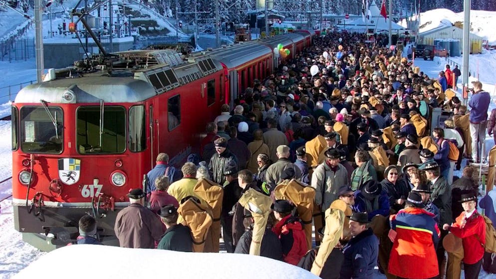 Il 19 novembre 1999 il tunnel del Vereina è stato ufficialmente inaugurato.