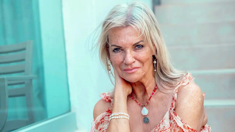 «Golden Bachelor», das sind die Kandidatinnen. Sonja (61) aus Gelsenkirchen (Nordrhein-Westfalen). Diesen Tipp würde die Flugbegleiterin ihrem 20-jährigen Ich raten: «Höre nicht auf seine Worte, sondern siehe auf seine Taten.»