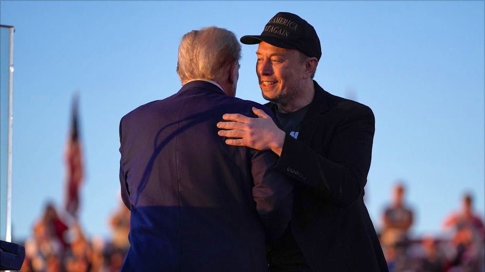 «Je n'arrive pas à le faire partir». L'idylle Musk-Trump peut-elle durer?