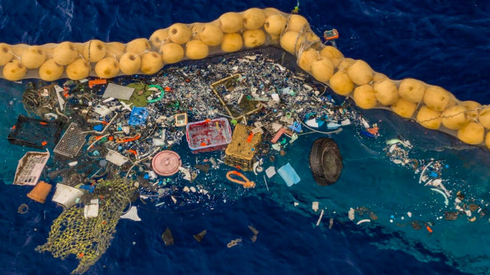 Stando a The Ocean Cleanup, in sette anni i frammenti di plastica nella chiazza di immondizia nel Pacifico sono passati da 2,9 a 14,2 kg/km2.