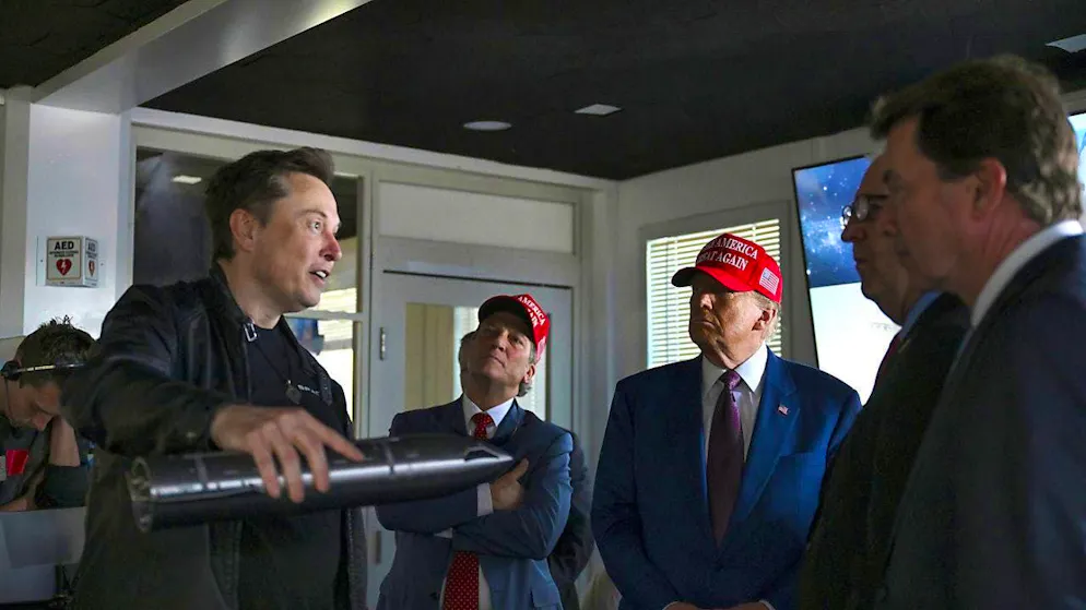 Starship rocket system launches test flight - Gallery. US President-elect Donald Trump (3rd from right) and SpaceX CEO Elon Musk (left) share their ambitions in space travel. (archive image)
