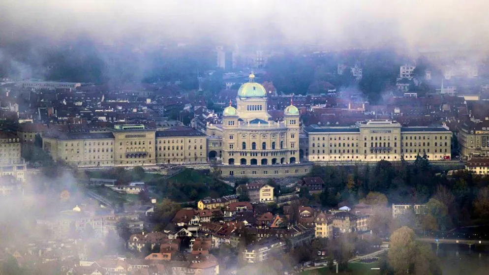 According to the Sotomo survey, the Federal Council's proposals for restructuring the federal budget are rejected by a majority of the Swiss population. (archive image)