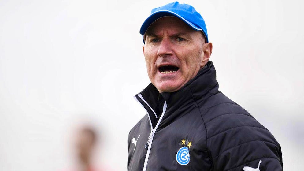 The GC coaches since 2000. Carlos Bernegger: <br>03.10.2003 to 22.12.2003<br>05.10.2004 to 22.12.2004<br>22.05.2007 to 30.06.2007<br>13.03.2017 to 24.08.2013