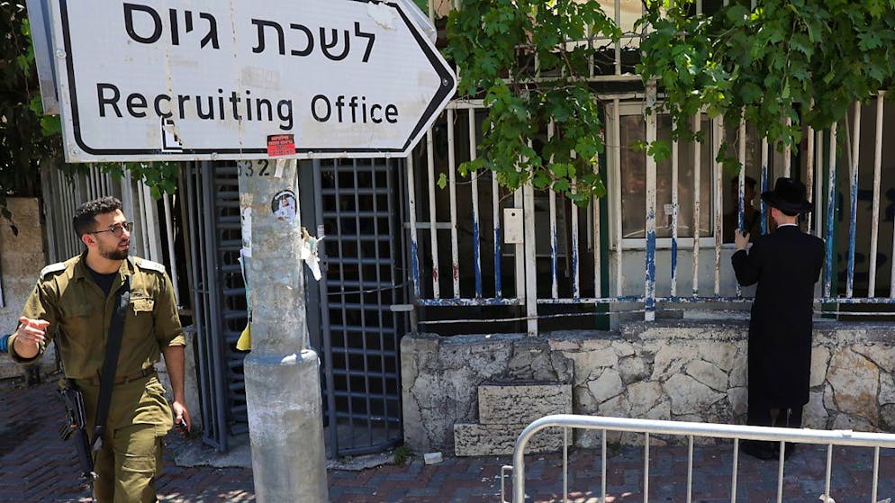 Guerra. Israele emette oltre 1'100 ordini d'arresto per gli ultra ortodossi renitenti a leva