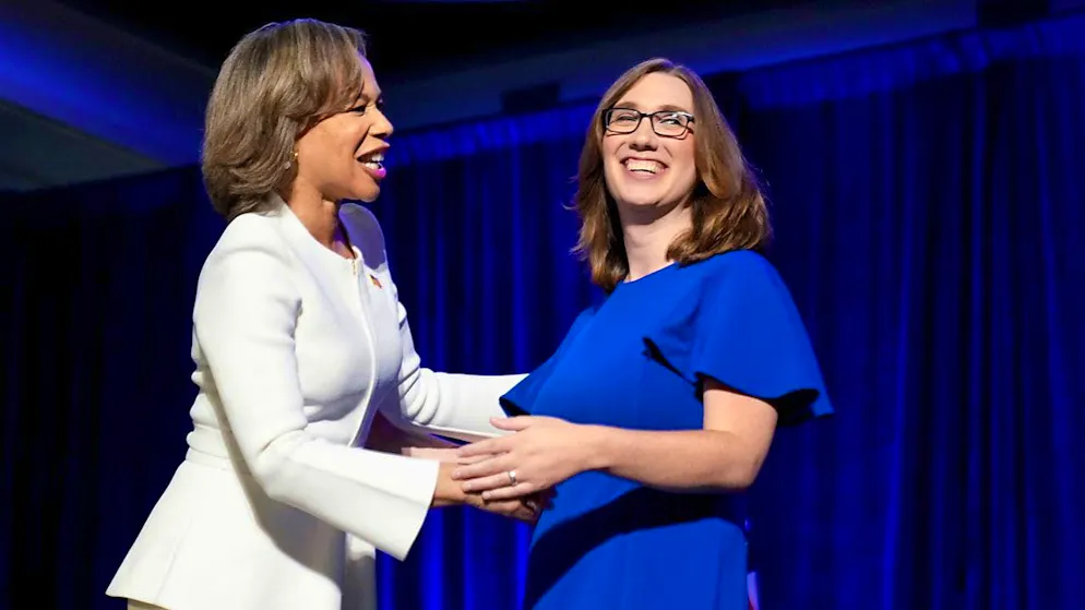 ARCHIVE - Democrats Sarah McBride (r) and Lisa Blunt Rochester at a campaign party in Wilmington, Delaware. Photo: Pamela Smith/AP/dpa