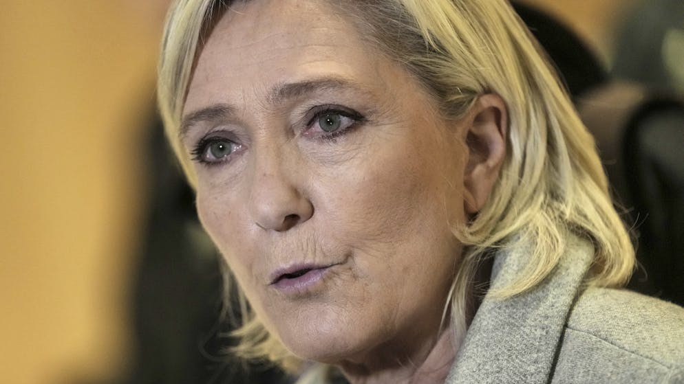 Michel Barnier houspillé. «Taper sur les retraités, c'est inadmissible» - Marine Le Pen s’emporte