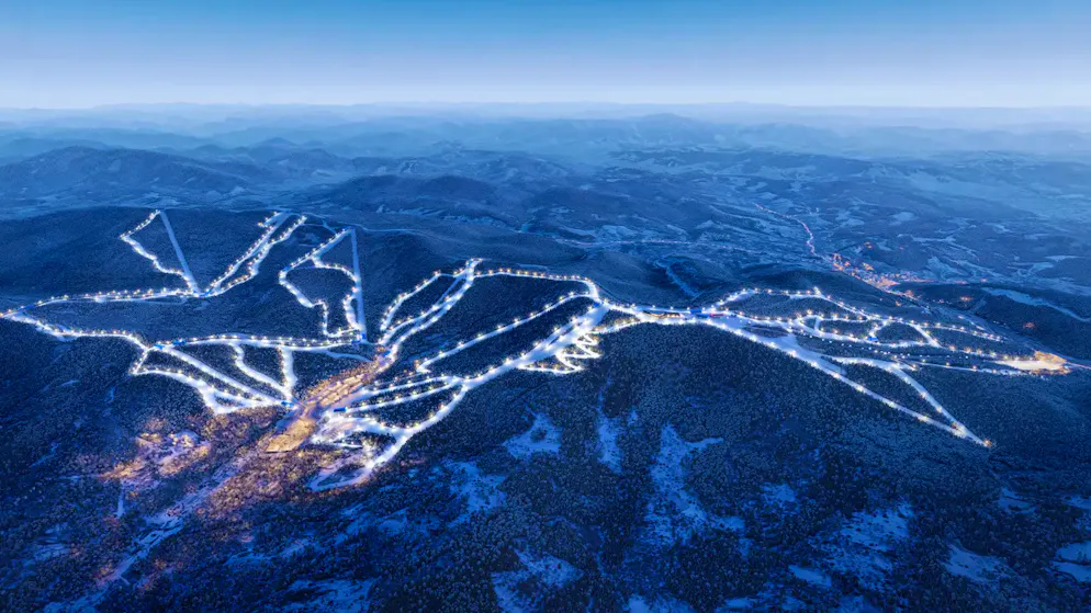 Milliardenprojekt in der Ukraine. Darum steht ein Luxus-Skigebiet im Zentrum von Fake News