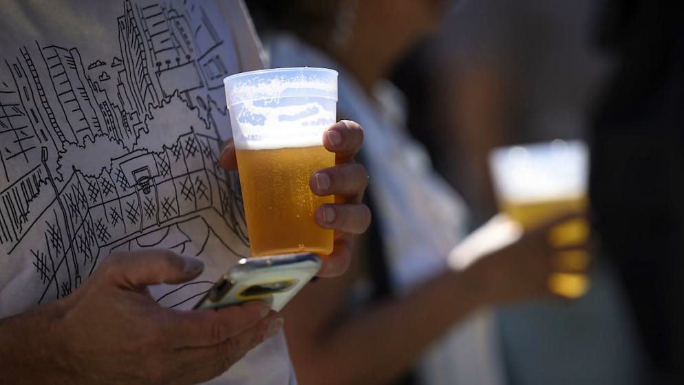 La birra è una componente importante di molte feste popolari.