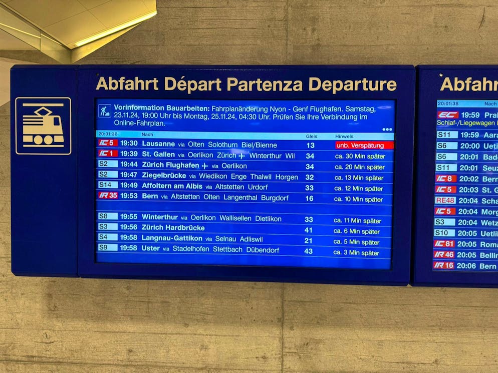 Winter onset Switzerland November 2024. SBB trains from Zurich main station are running with long delays. 