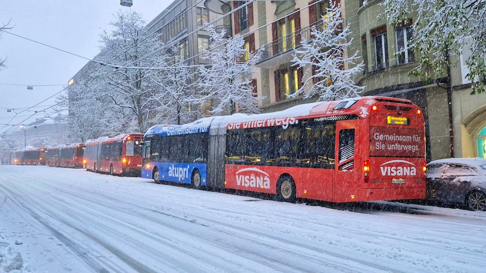 Winter onset Switzerland November 2024. There are no more buses in Bern. 