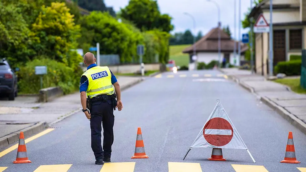 In June 2020, the entire village of Lechelles FR was cordoned off. (archive image)