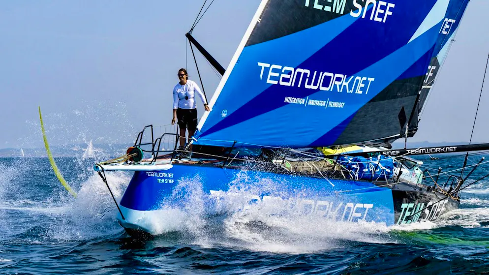 Vendée Globe. Justine Mettraux suit la tradition et Alan Roura fait «splotch»